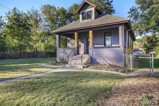 $250,000 | 2821 Edwards Street, Granite City, IL 62040
