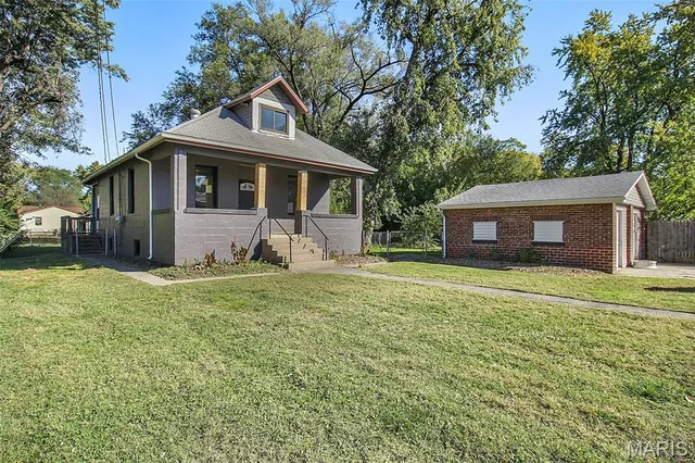 $250,000 | 2821 Edwards Street, Granite City, IL 62040