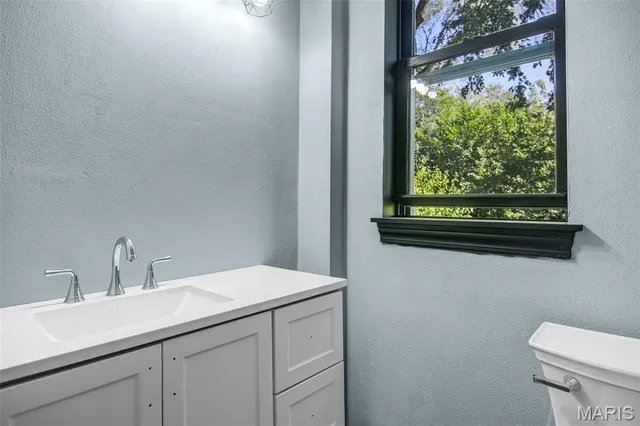 $250,000 | 2821 Edwards Street, Granite City, IL 62040