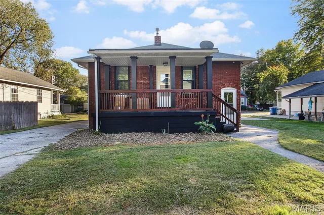 $250,000 | 2821 Edwards Street, Granite City, IL 62040