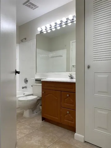 $1,950 | 1027 Coral Club Drive, Unit 1027, Coral Springs, FL 33071