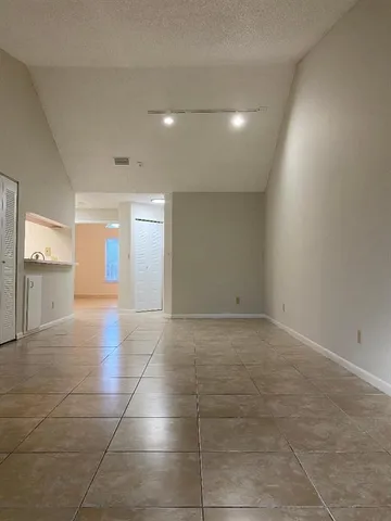 $1,950 | 1027 Coral Club Drive, Unit 1027, Coral Springs, FL 33071