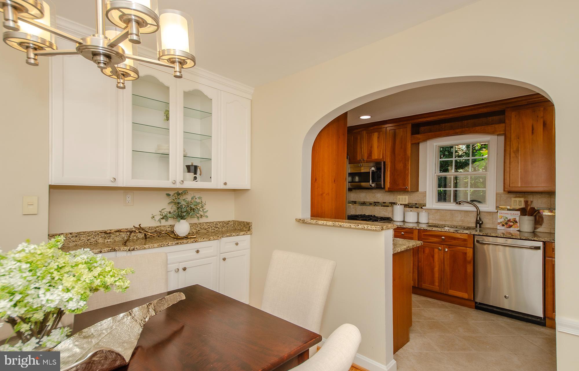 6148 12th Road North Arlington, VA 22205 - Photo 17 of 59