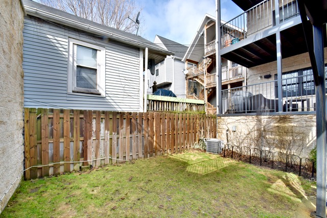 1041 West Grace Street, Unit 2 Chicago, IL 60613 - Photo 15 of 17