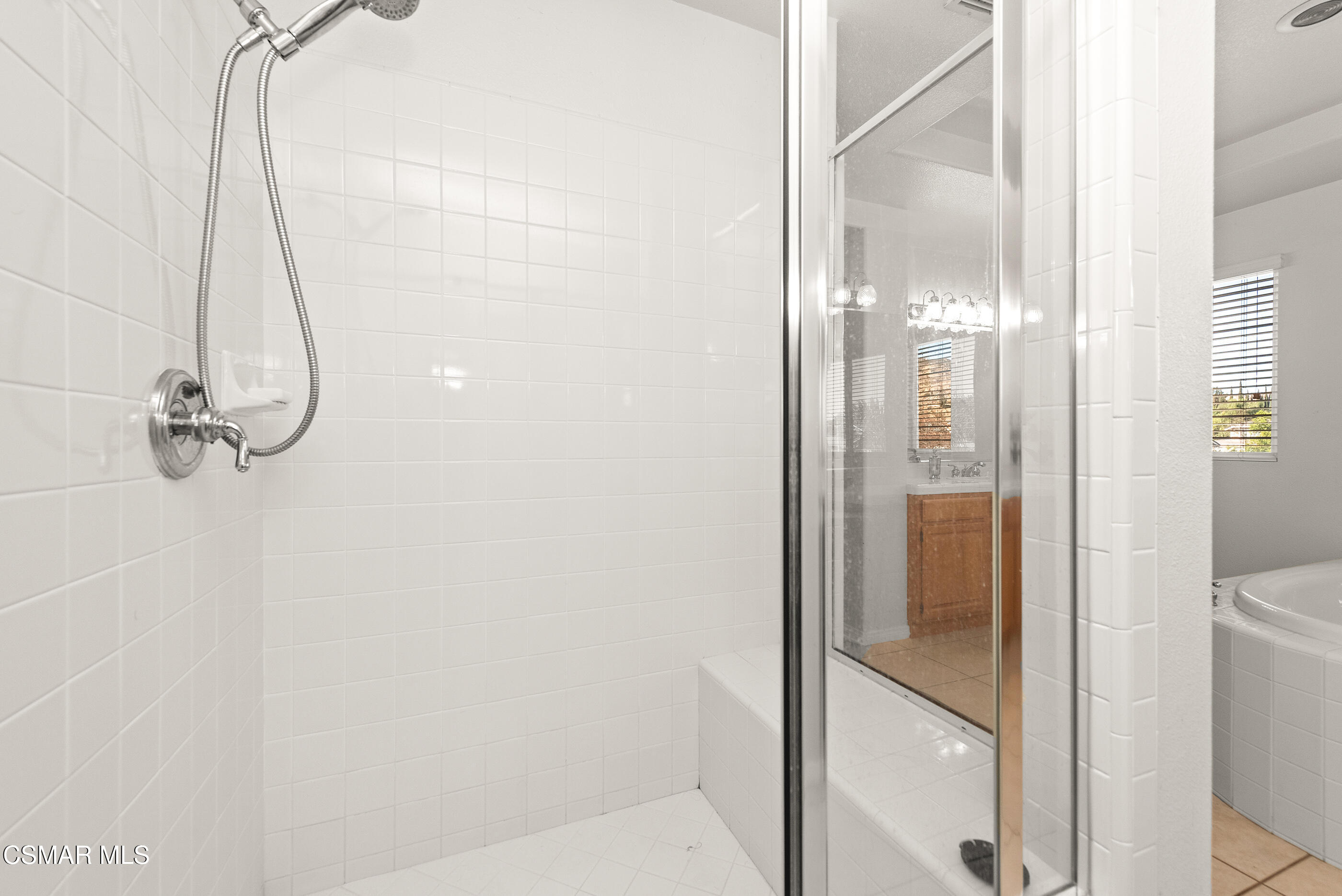 5953 Piuma Court Simi Valley, CA 93063 - Photo 56 of 90 Primary Bath