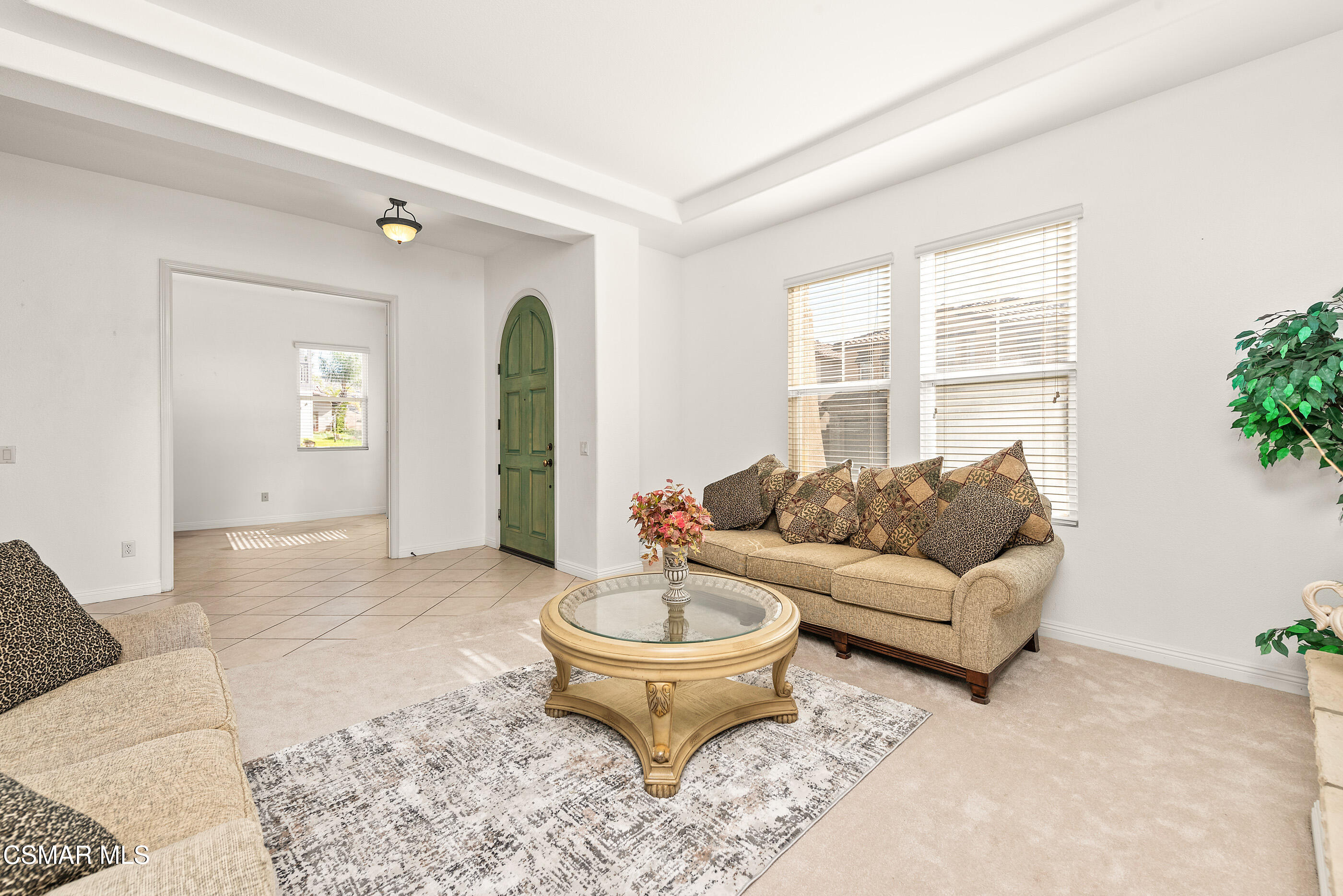 5953 Piuma Court Simi Valley, CA 93063 - Photo 9 of 90 Living Room