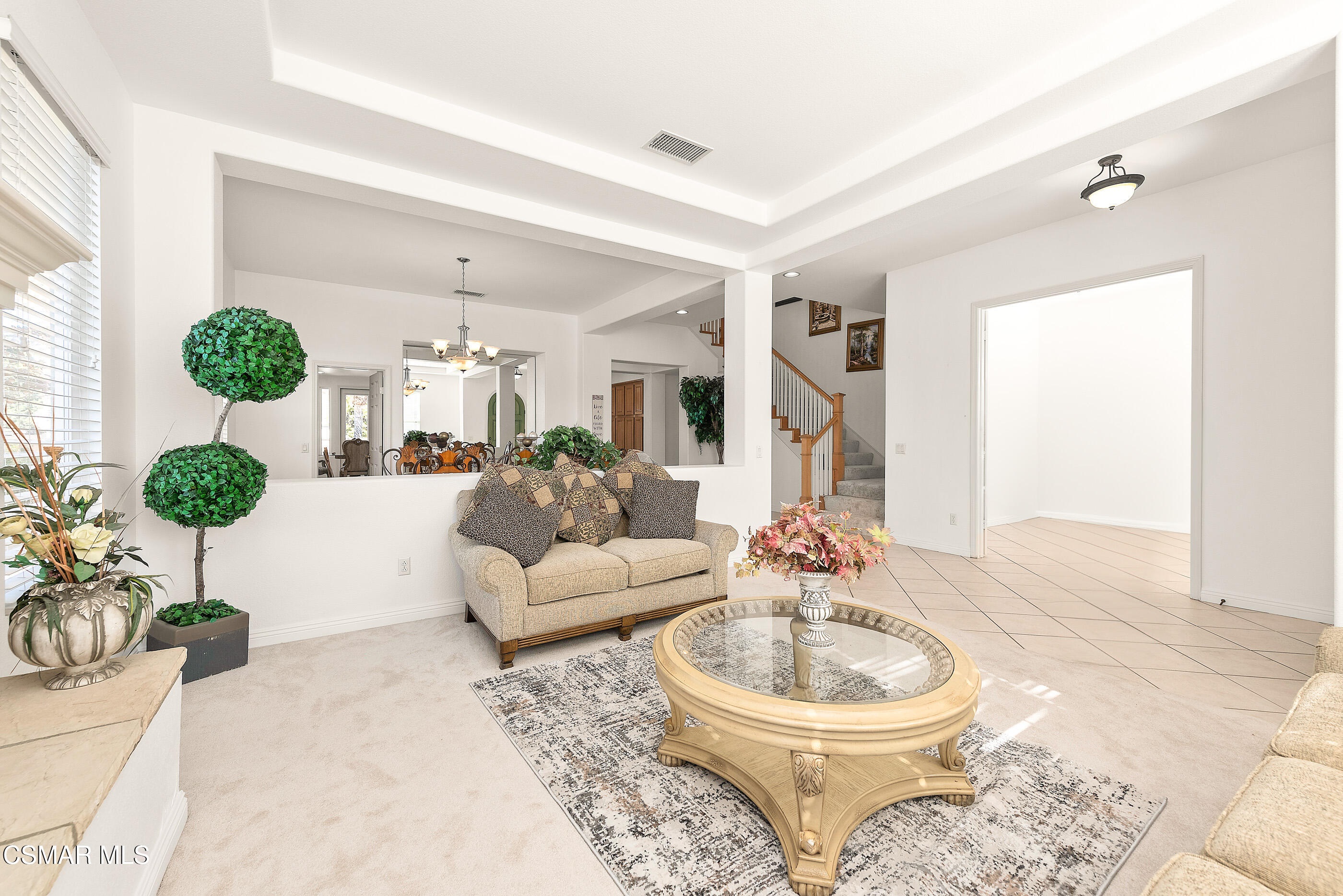 5953 Piuma Court Simi Valley, CA 93063 - Photo 10 of 90 Living Room