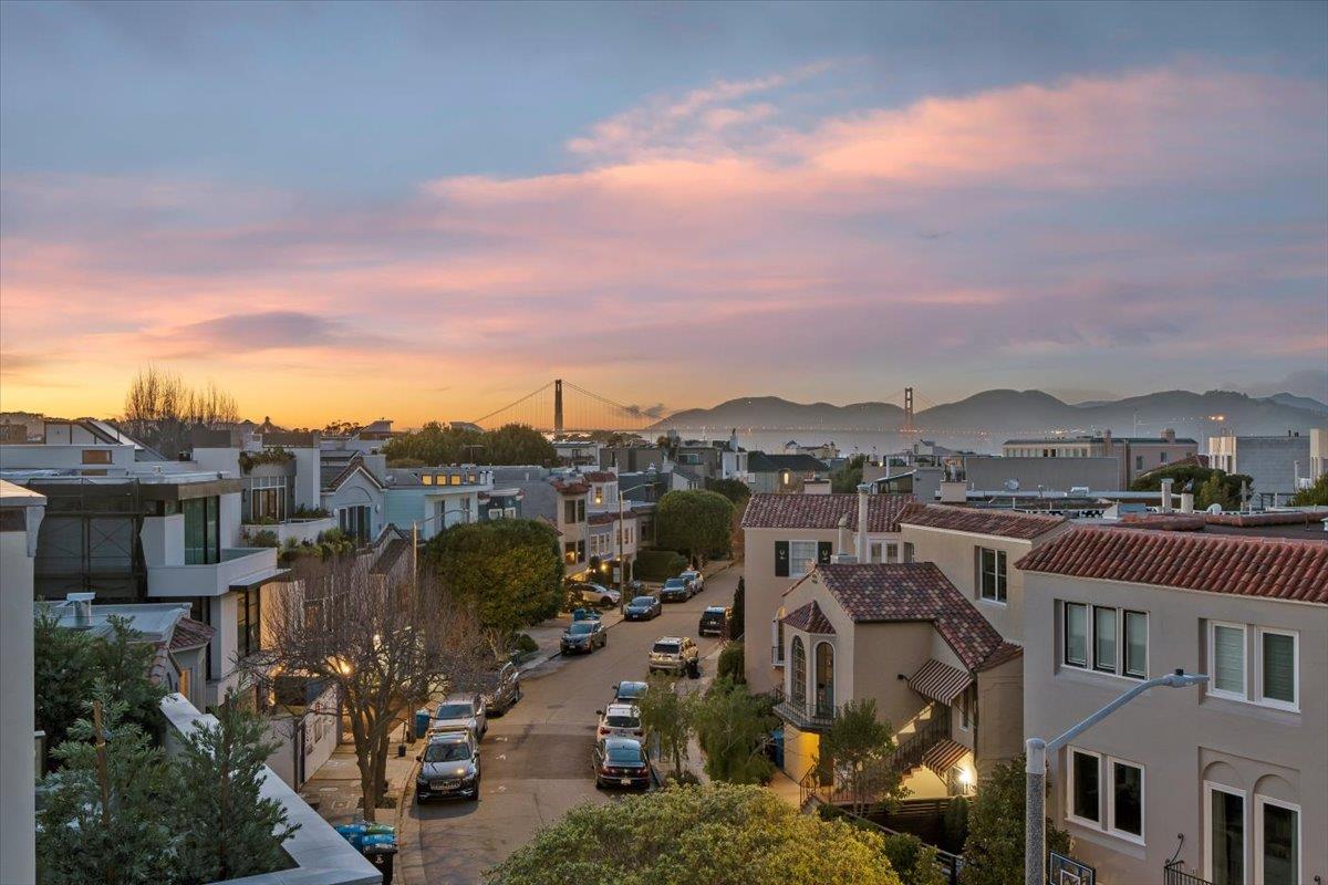 15 Rico Way, Unit 3 San Francisco, CA 94123 - Photo 31 of 46 a view of a city