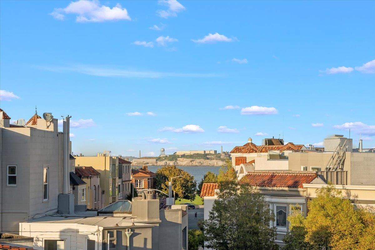 15 Rico Way, Unit 3 San Francisco, CA 94123 - Photo 32 of 46 a view of a city with tall buildings
