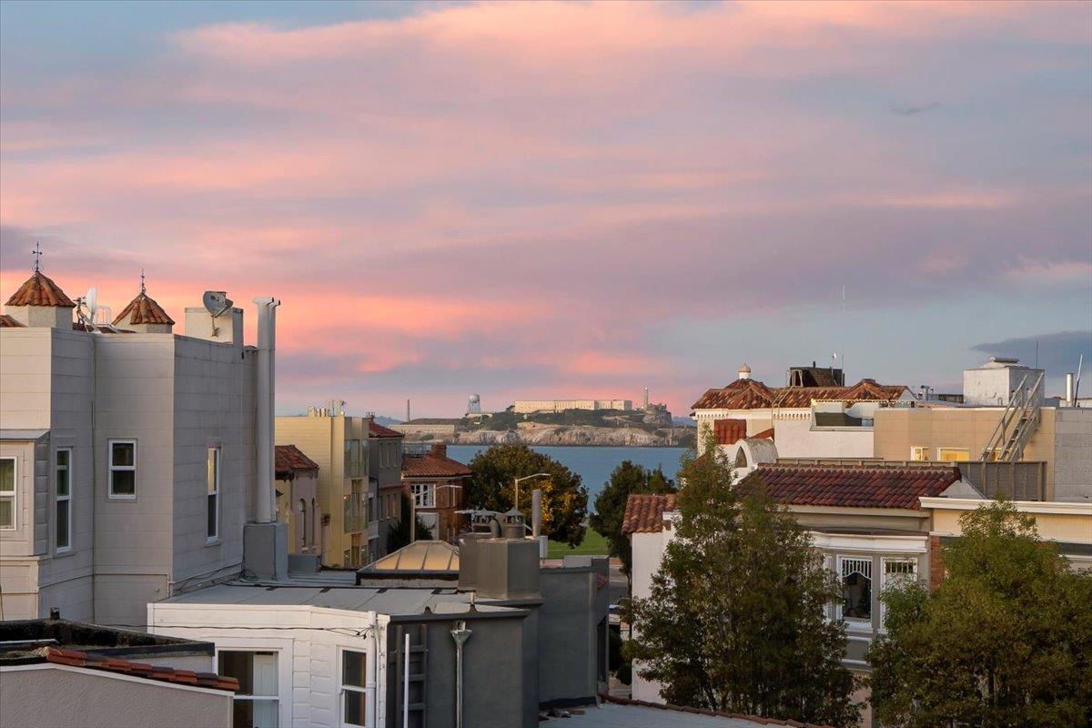 15 Rico Way, Unit 3 San Francisco, CA 94123 - Photo 33 of 46 a view of a city with tall buildings