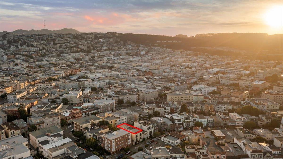 15 Rico Way, Unit 3 San Francisco, CA 94123 - Photo 38 of 46 a view of city and mountain