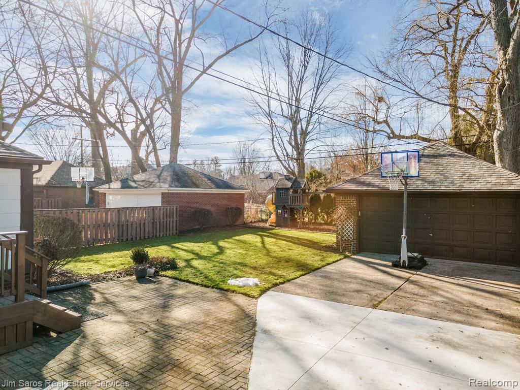 1323 Audubon Road Grosse Pointe Park, MI 48230 - Photo 37 of 40