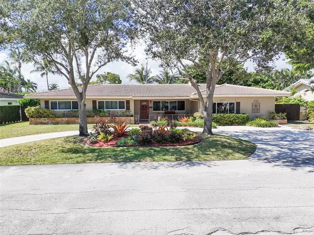 $1,299,999 | 2517 Northeast 26th Terrace, Fort Lauderdale, FL 33305