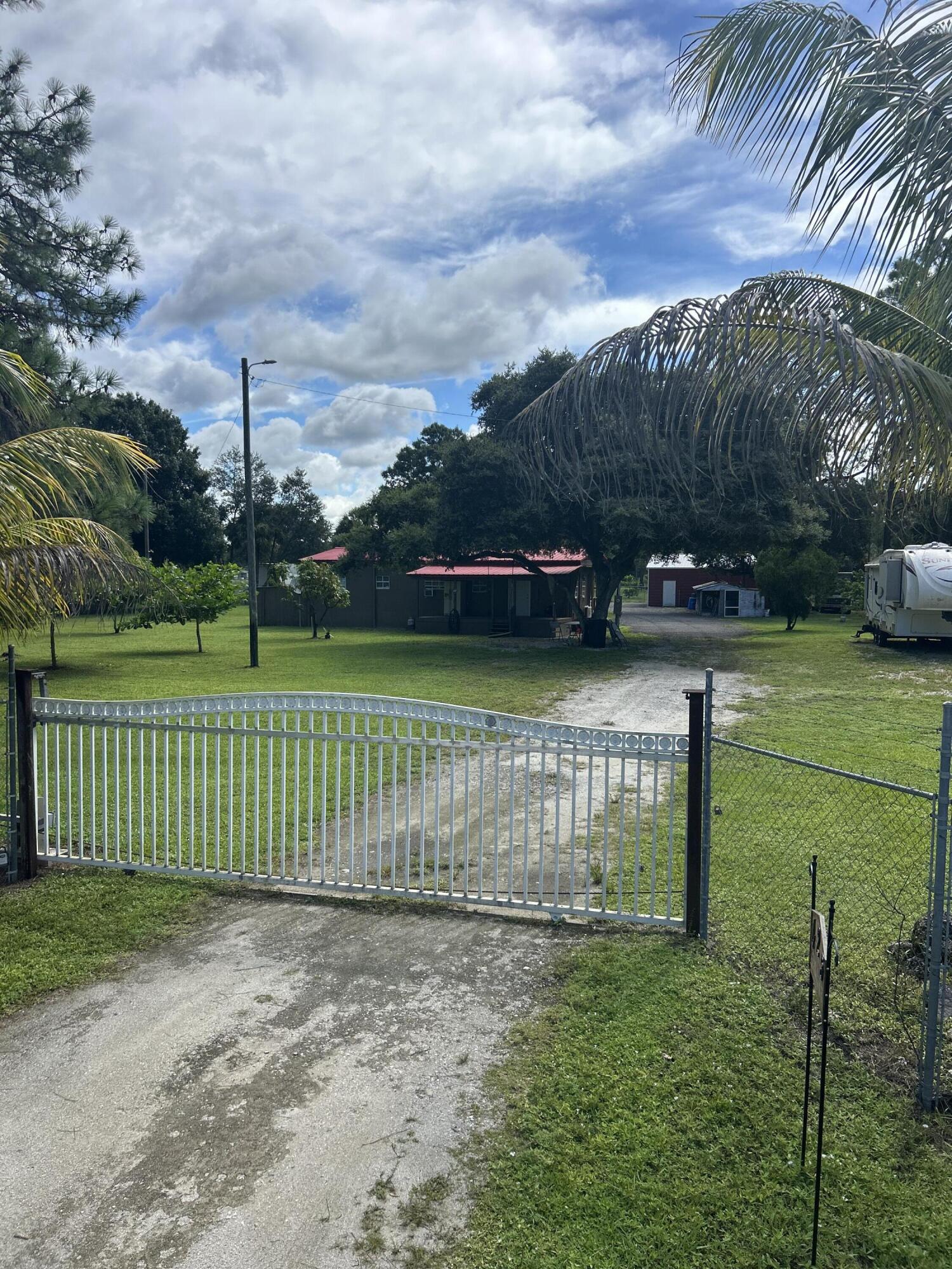 425 South Quebrada Street Clewiston, FL 33440 - Photo 42 of 56 IMG_3046