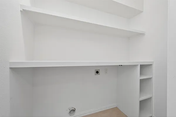 $2,150 | 10594 Rustling Oaks Drive, Conroe, TX 77303