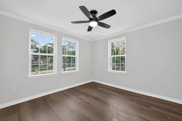 $2,150 | 10594 Rustling Oaks Drive, Conroe, TX 77303