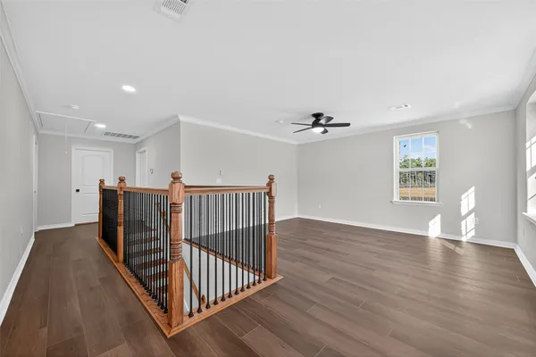 $2,150 | 10594 Rustling Oaks Drive, Conroe, TX 77303