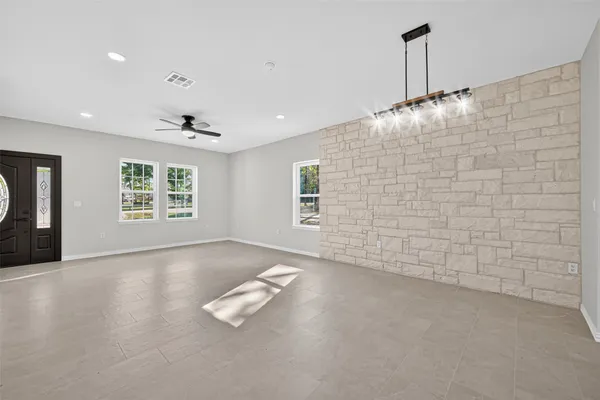 $2,150 | 10594 Rustling Oaks Drive, Conroe, TX 77303