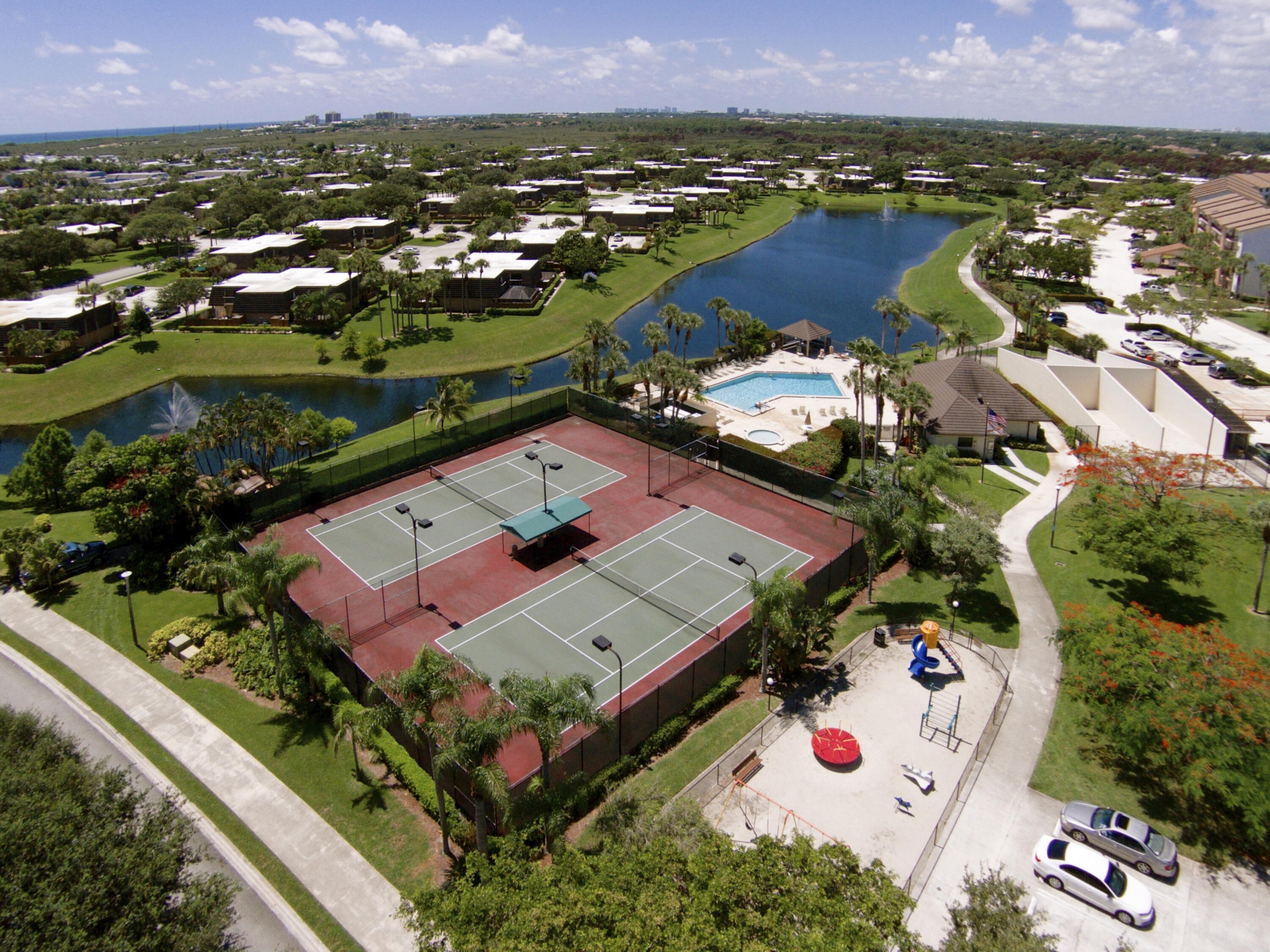 1007 10th Court Jupiter, FL 33477 - Photo 22 of 26 Amenities