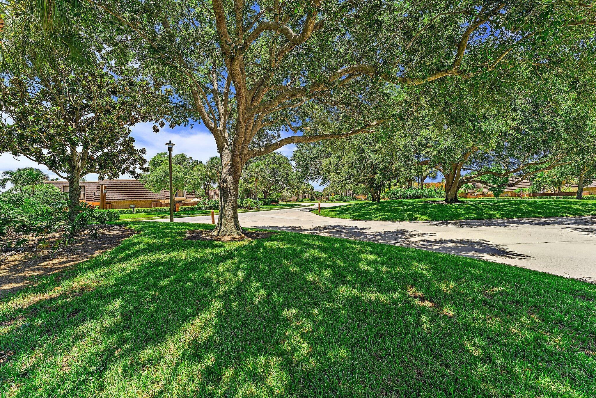 1007 10th Court Jupiter, FL 33477 - Photo 25 of 26 Grounds