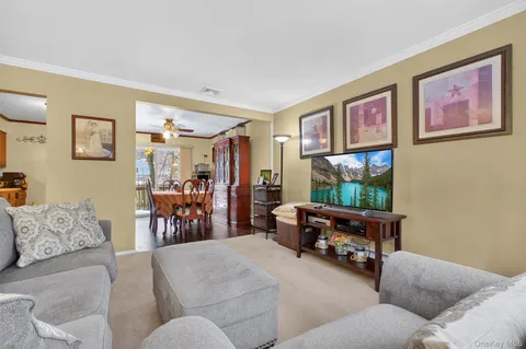 $390,000 | 4 Pineview Road, Beacon, NY 12508