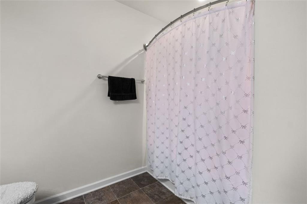 2410 Ames Street Bethlehem, GA 30620 - Photo 31 of 36