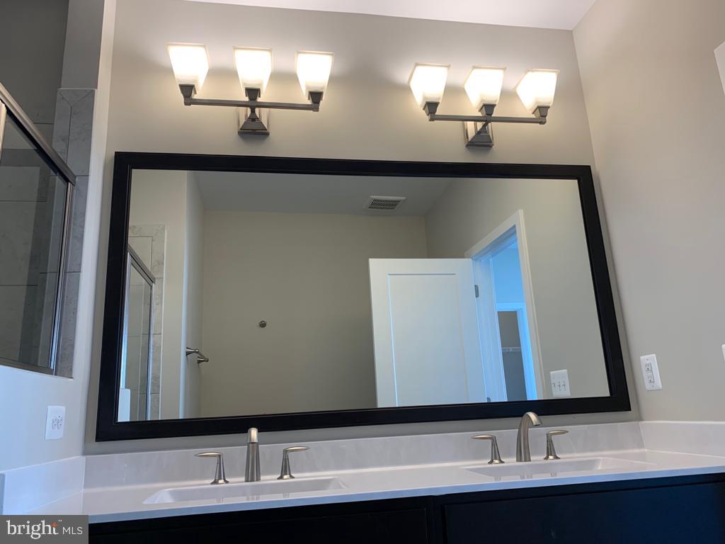 42361 Zebulon Square Ashburn, VA 20148 - Photo 11 of 18