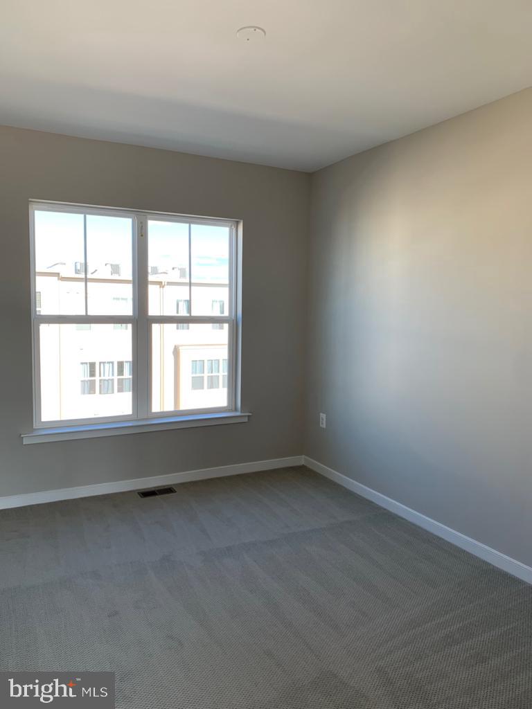 42361 Zebulon Square Ashburn, VA 20148 - Photo 12 of 18