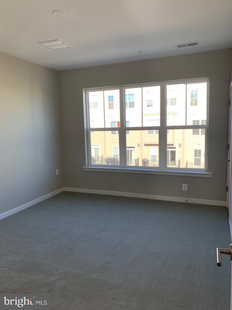 42361 Zebulon Square Ashburn, VA 20148 - Photo 17 of 18