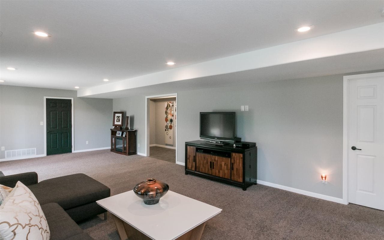 1432 Walter Mapp Drive Riverside, IA 52327 - Photo 19 of 31 Gallery Image 19
