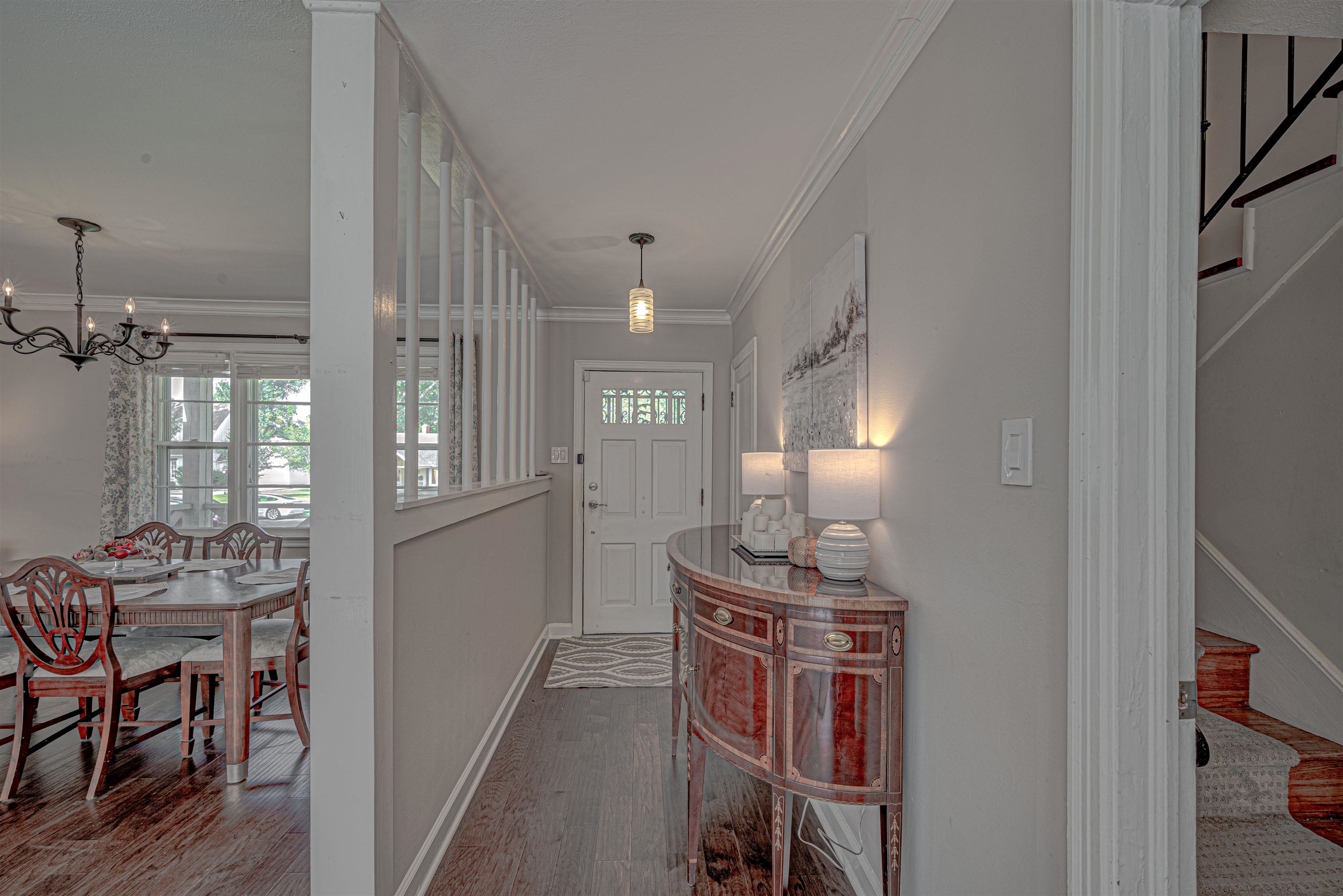 4475 Sequoia Road Memphis, TN 38117 - Photo 3 of 25 a room with furniture a lamp and a window