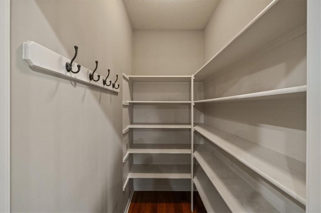 1606 Whispering Ridge Pleasant Hill, MO 64080 - Photo 11 of 29