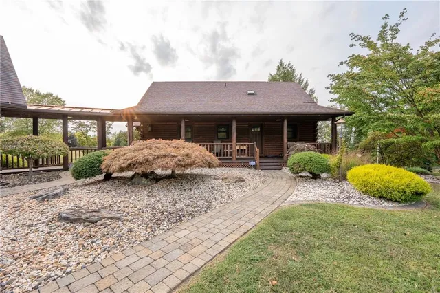 $799,000 | 480 Sandworks Road, Hunker, PA 15639