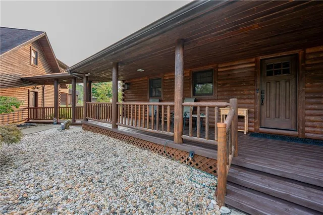 $799,000 | 480 Sandworks Road, Hunker, PA 15639