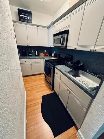 $218,000 | 820 Euclid Avenue, Unit 206, Miami Beach, FL 33139