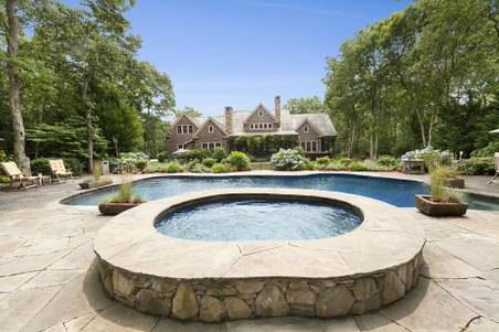 118 NW Path Sagaponack, NY 11962 - Photo 1 of 31