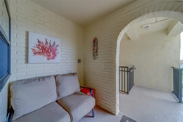 $4,500 | 3500 Gulf Boulevard, Unit 409, Belleair Beach, FL 33786