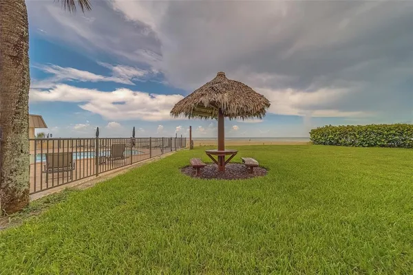 $4,500 | 3500 Gulf Boulevard, Unit 409, Belleair Beach, FL 33786