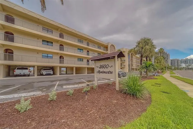 $4,500 | 3500 Gulf Boulevard, Unit 409, Belleair Beach, FL 33786