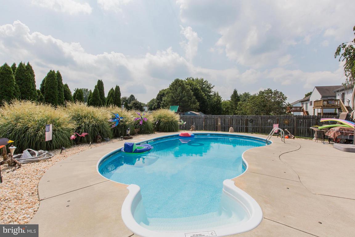 329 Partridge Drive Lititz, PA 17543 - Photo 6 of 58