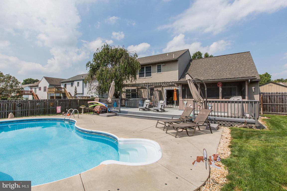 329 Partridge Drive Lititz, PA 17543 - Photo 7 of 58