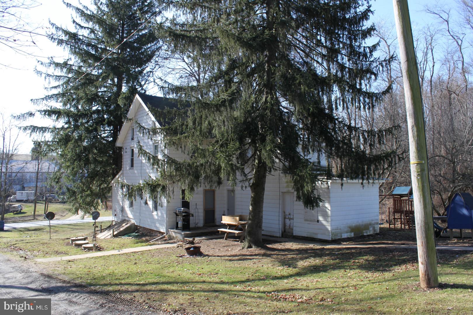 10569 Gipe Road Felton, PA 17322 - Photo 3 of 22 Gallery Image 3