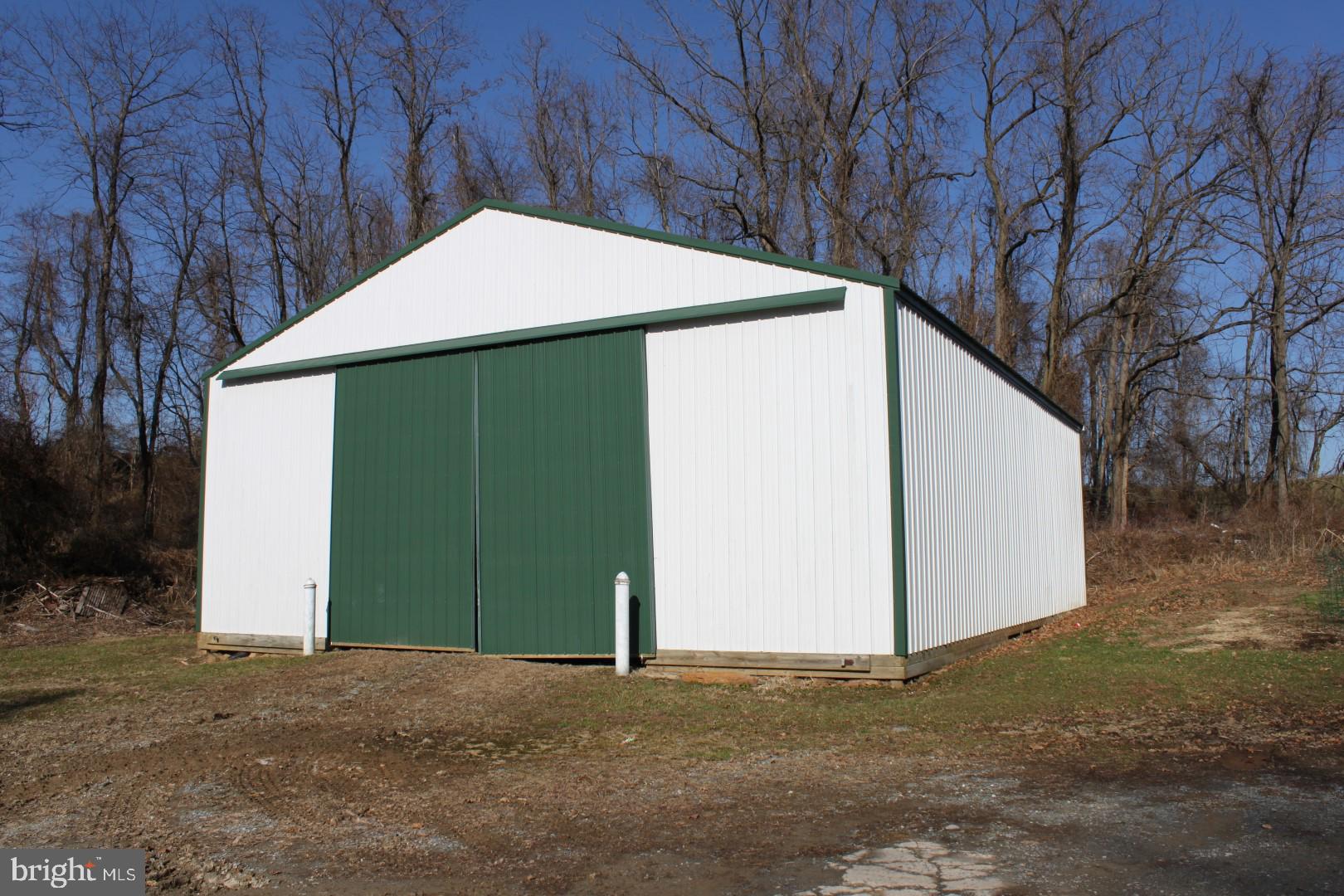 10569 Gipe Road Felton, PA 17322 - Photo 5 of 22 Gallery Image 5