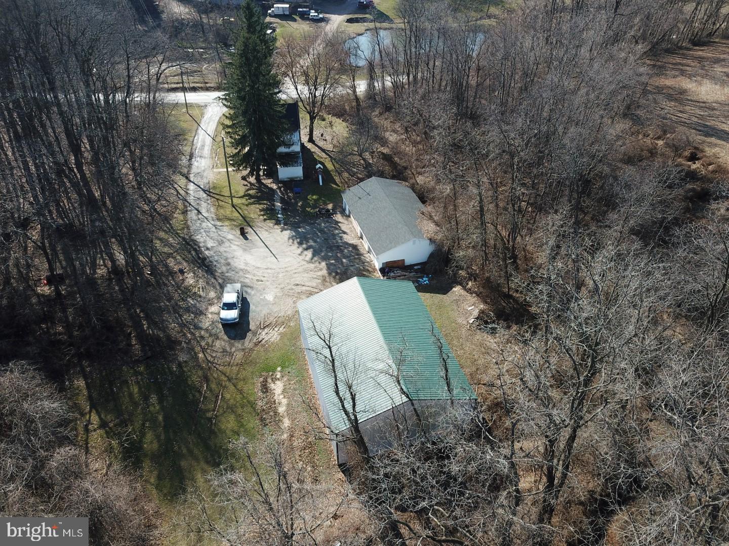 10569 Gipe Road Felton, PA 17322 - Photo 6 of 22 Gallery Image 6