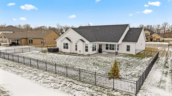 $534,900 | 2011 Fairway Drive, Auburn, IN 46706
