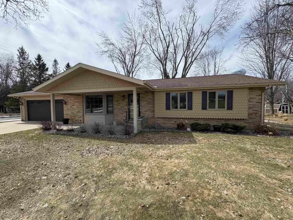$349,900 | 201 North Adams Street, Bonduel, WI 54107