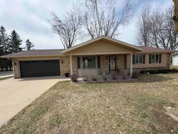 $349,900 | 201 North Adams Street, Bonduel, WI 54107