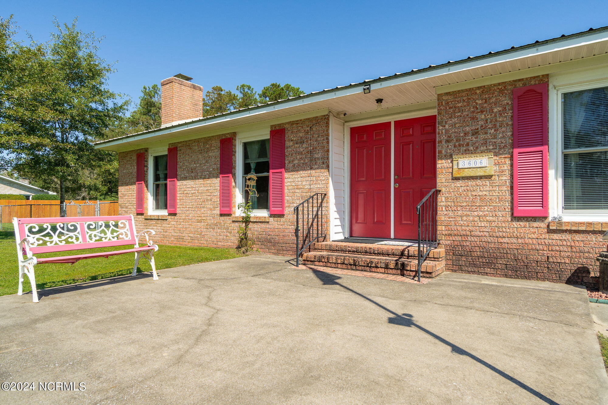 3606 Plantation Road Morehead City, NC 28557 - Photo 17 of 19 4-web-or-mls-chadwick-visuals-3606-plant