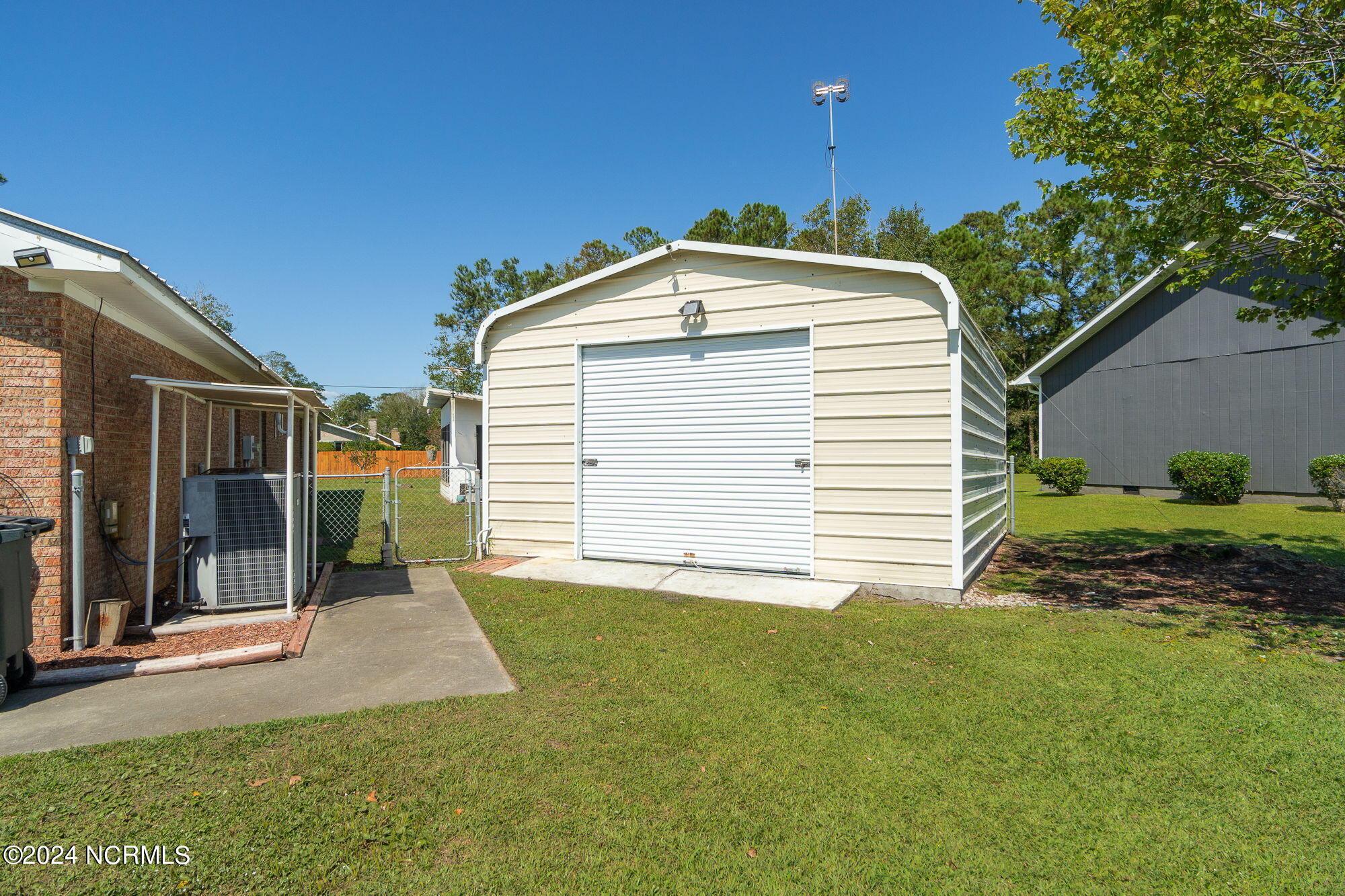 3606 Plantation Road Morehead City, NC 28557 - Photo 18 of 19 Workshop