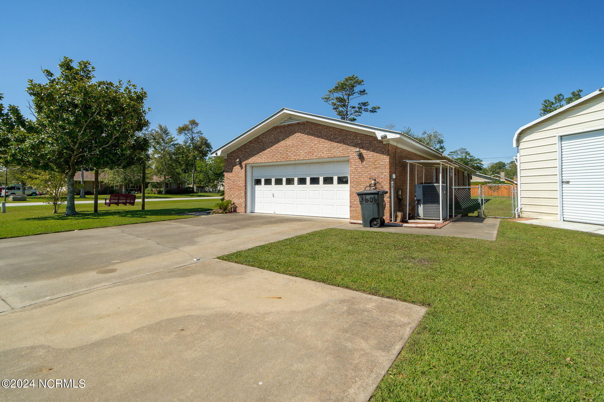 3606 Plantation Road Morehead City, NC 28557 - Photo 19 of 19 Exterior